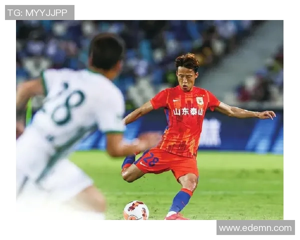 沙尔克04与斯图加特激战正酣比分揭晓引发球迷热议