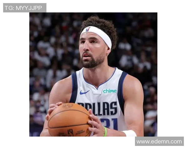 独行侠2分险胜！克莱10中2浓眉伤退，西卡27+13难救主，状元末节迸发